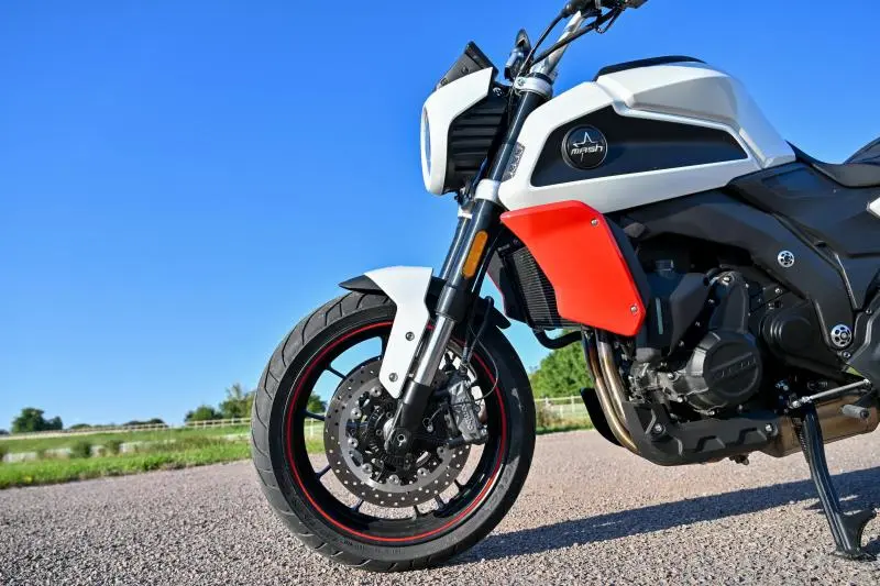 Mash FR750: Der Roadster in der Oberliga? -Mash FR750