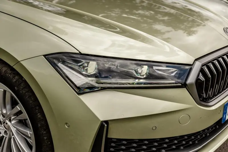 Skoda Superb Combi 2.0 TDI 150 Test: 2.500 km am Steuer der Diesel-Kombi-Version – Skoda Superb Combi 2024